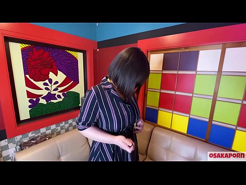 ❤️ Japāņu skaistule ar lielām krūtīm masturbē ar seksa rotaļlietām un piedzīvo orgasmu. Intervijā viņa stāsta par savu seksa pieredzi. Milzīgas krūtis un mataina maksts skaļi sten. Osakaporn ☑ Kaltais porno pie mums lv.pornolymp.ru